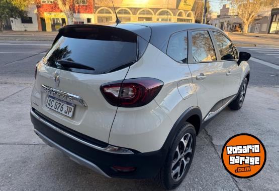 Autos - Renault Captur Intense 2017 Nafta 55000Km - En Venta