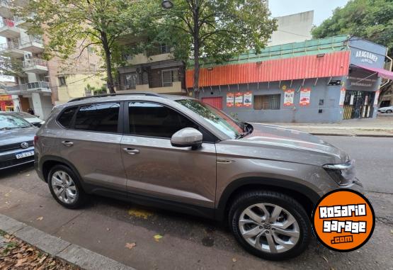 Autos - Volkswagen Taos Comfortline 2023 Nafta 22000Km - En Venta