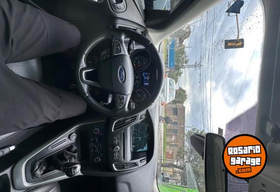 Autos - Ford Focus se plus 2016 Nafta 103000Km - En Venta