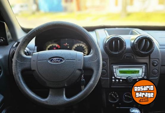 Camionetas - Ford Ecosport XLS 2011 Nafta 142000Km - En Venta