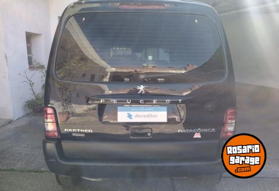 Utilitarios - Peugeot Partner Patagonica 1.6 2015 Nafta 120000Km - En Venta