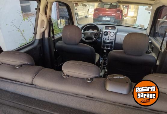 Utilitarios - Peugeot Partner Patagonica 1.6 2015 Nafta 120000Km - En Venta