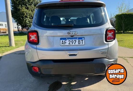 Camionetas - Jeep Renegade 1.8 Longitude 2022 Nafta 65000Km - En Venta