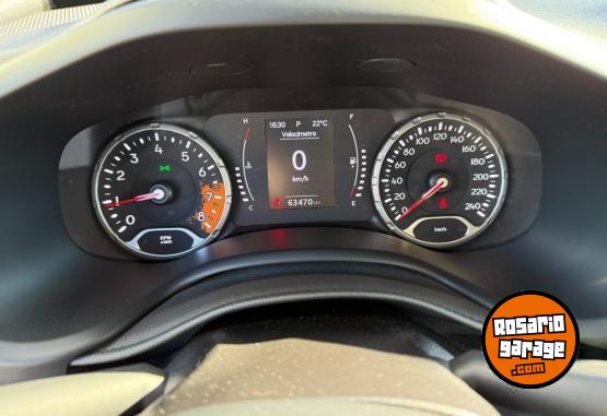 Camionetas - Jeep Renegade 1.8 Longitude 2022 Nafta 65000Km - En Venta