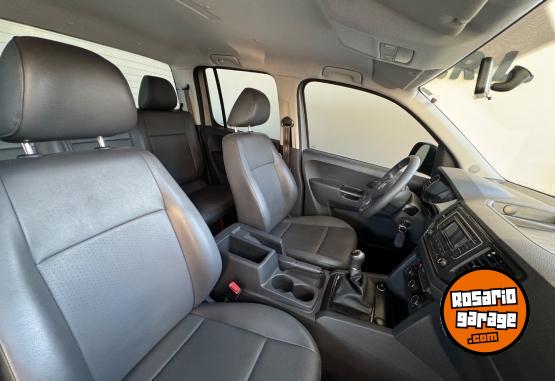 Camionetas - Volkswagen Amarok Trendline 140cv 2024 Diesel 12000Km - En Venta
