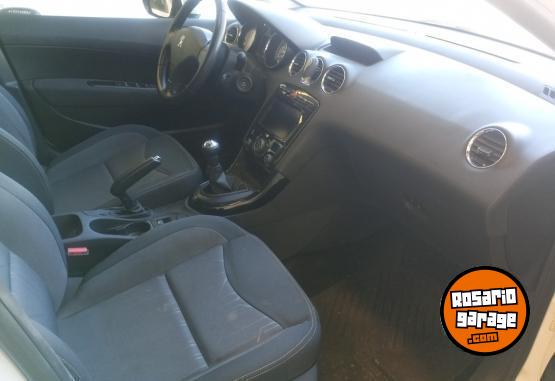 Autos - Peugeot 308 2018 Nafta 105000Km - En Venta