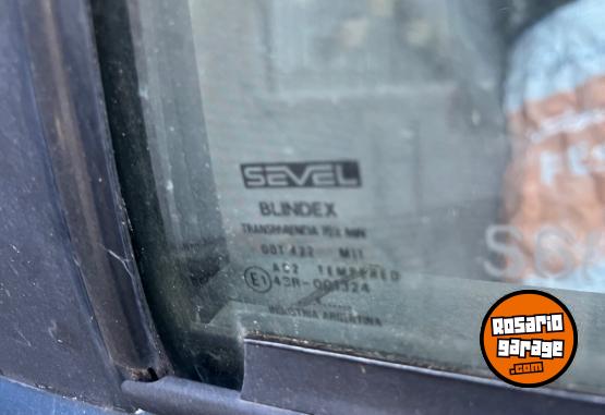 Autos - Fiat Duna 1994 GNC 202000Km - En Venta