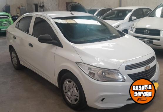 Autos - Chevrolet Prisma joy 2017 GNC 242000Km - En Venta