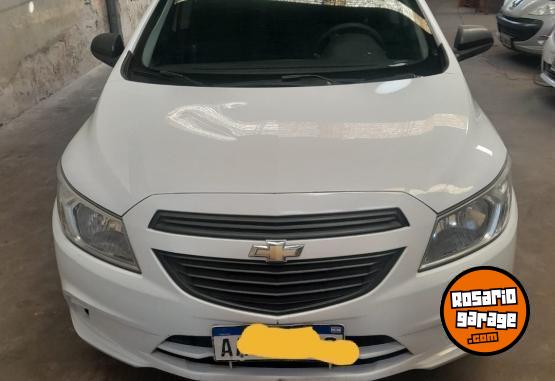 Autos - Chevrolet Prisma joy 2017 GNC 242000Km - En Venta