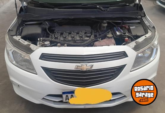 Autos - Chevrolet Prisma joy 2017 GNC 242000Km - En Venta