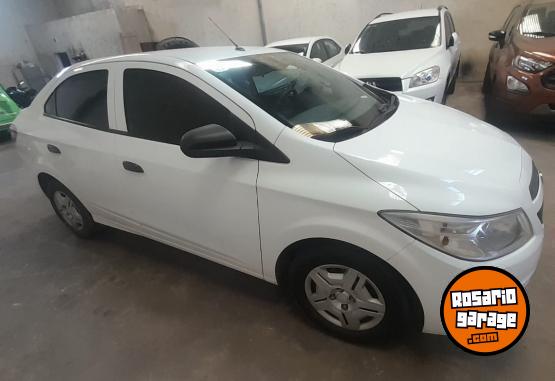 Autos - Chevrolet Prisma joy 2017 GNC 242000Km - En Venta