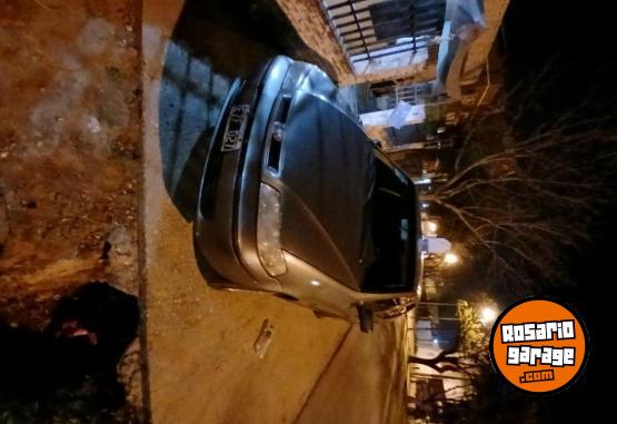 Autos - Fiat Siena 2005 GNC 999999Km - En Venta