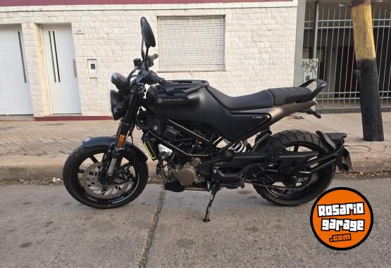 Motos - Husqvarna Svartpilen 200 2023 Nafta 10000Km - En Venta