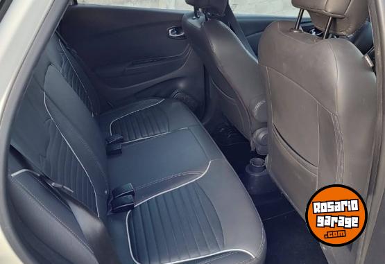 Autos - Renault Captur instense 2018 Nafta 110000Km - En Venta