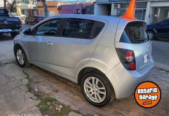 Autos - Chevrolet Sonic 2015 Nafta 78000Km - En Venta