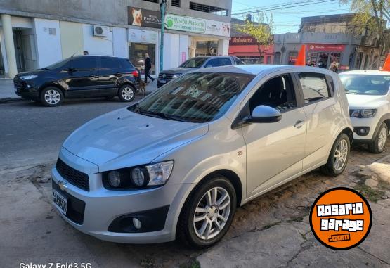 Autos - Chevrolet Sonic 2015 Nafta 78000Km - En Venta