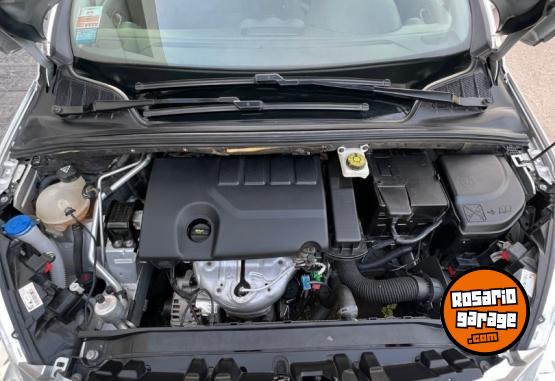 Autos - Peugeot 308 Allure Nav 1.6 2015 Nafta 76000Km - En Venta