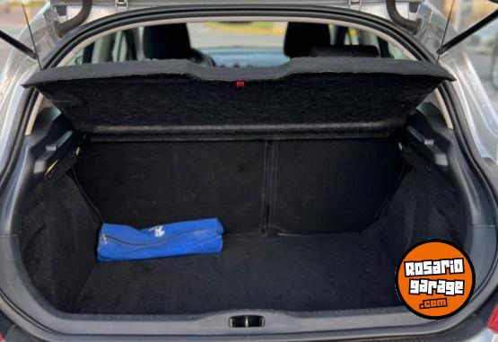 Autos - Peugeot 308 Allure Nav 1.6 2015 Nafta 76000Km - En Venta