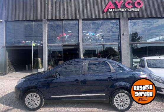Autos - Fiat GRAND SIENA 1.6 ESSENCE 2014 Nafta  - En Venta