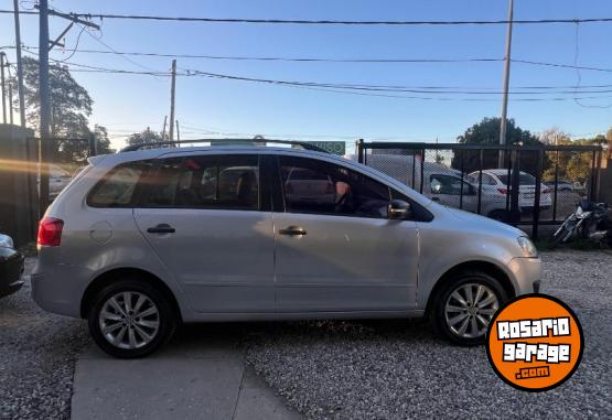 Autos - Volkswagen SURAN 1.6 TRENDLINE 2011 Nafta  - En Venta