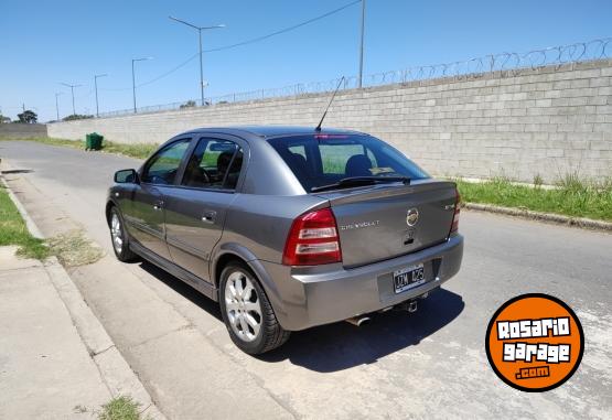 Autos - Chevrolet Astra 2011 GNC 169000Km - En Venta