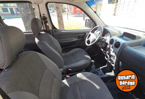 Utilitarios - Peugeot Partner Patagónica 2015 Nafta 130000Km - En Venta