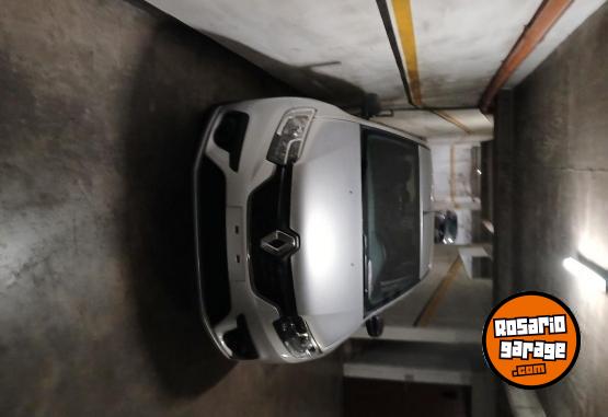 Autos - Renault LOGAN LIFE 2025 Nafta 35Km - En Venta