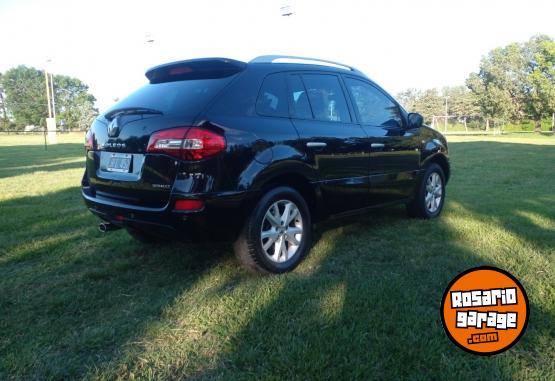 Camionetas - Renault Koleos Dinamique 4x4 mt 2011 Nafta 150000Km - En Venta