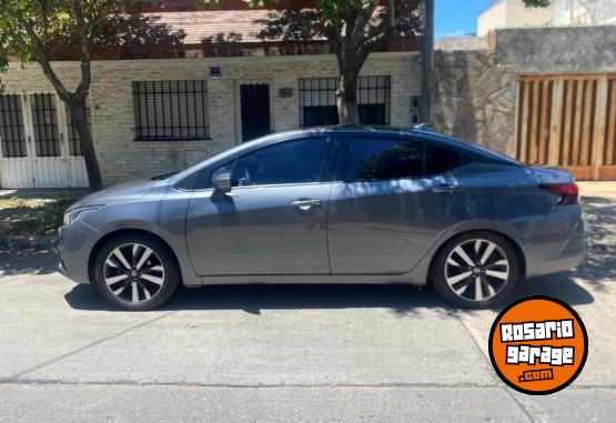 Autos - Nissan Versa exclusive 2022 Nafta 182000Km - En Venta