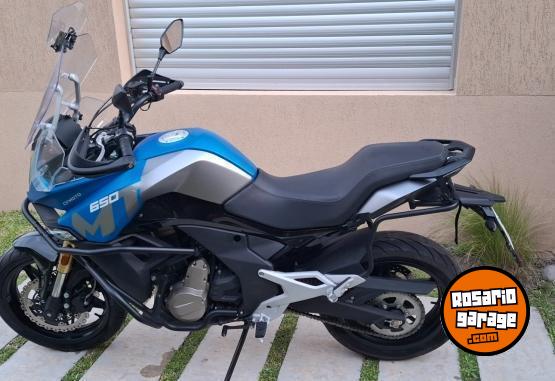 Motos - CF 650 MT 2023 Nafta 10000Km - En Venta