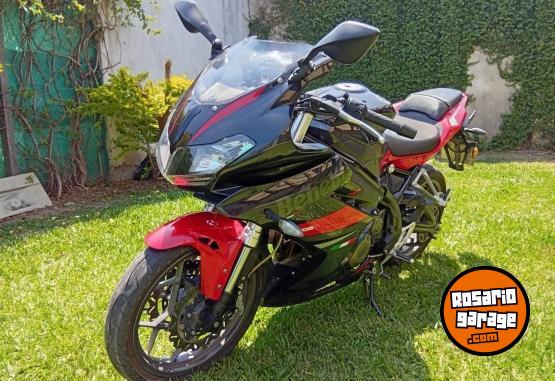 Motos - Benelli 302R 2020 Nafta 7200Km - En Venta