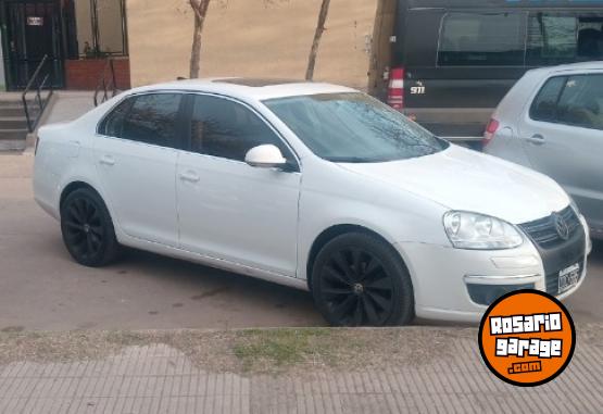 Autos - Volkswagen Vento 2.5 2010 Nafta 220000Km - En Venta