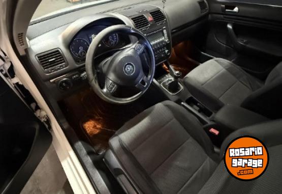 Autos - Volkswagen Vento 2.5 2010 Nafta 220000Km - En Venta