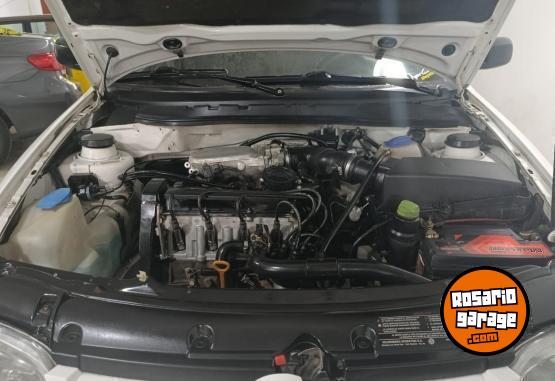 Utilitarios - Volkswagen Caddy 2009 Nafta 111111Km - En Venta