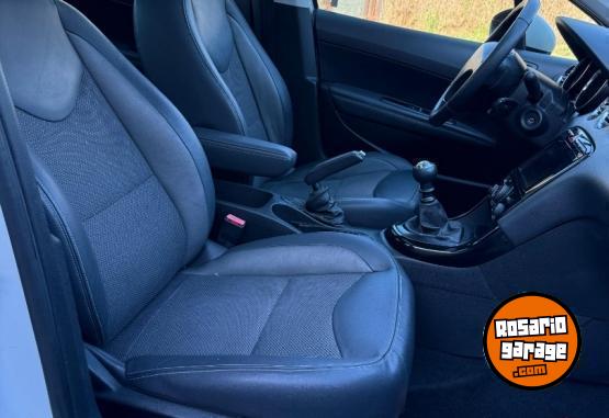 Autos - Peugeot 408 2016 Nafta 100000Km - En Venta