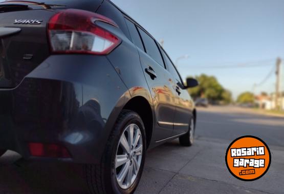 Autos - Toyota Yaris 2017 Nafta 108000Km - En Venta