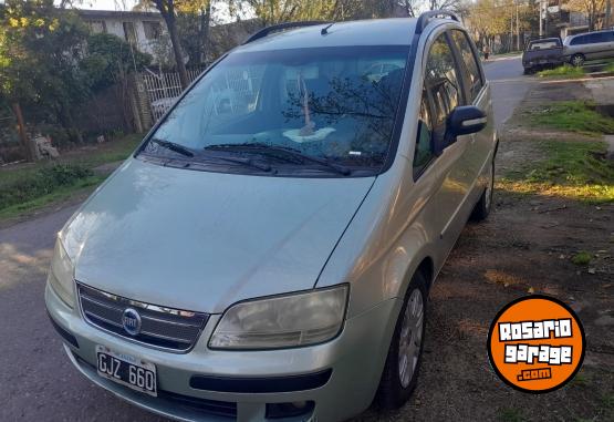 Autos - Fiat Idea atractive 2007 Nafta 210000Km - En Venta