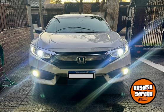 Autos - Honda Civic exl 2.0 2017 Nafta 66000Km - En Venta