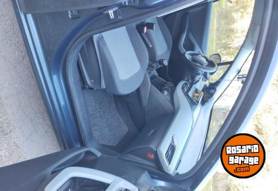 Autos - Peugeot 208 2014 Nafta 128000Km - En Venta