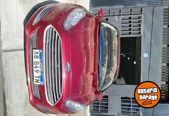 Autos - Ford Fiesta kinetic Desing 1.6 2017 Nafta 138000Km - En Venta
