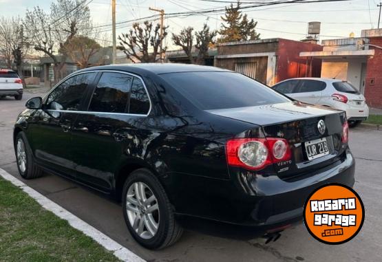 Autos - Volkswagen Vento 2010 Nafta 198000Km - En Venta