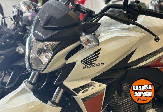 Motos - Honda CB 250 TWISTER 2017 Nafta 21000Km - En Venta