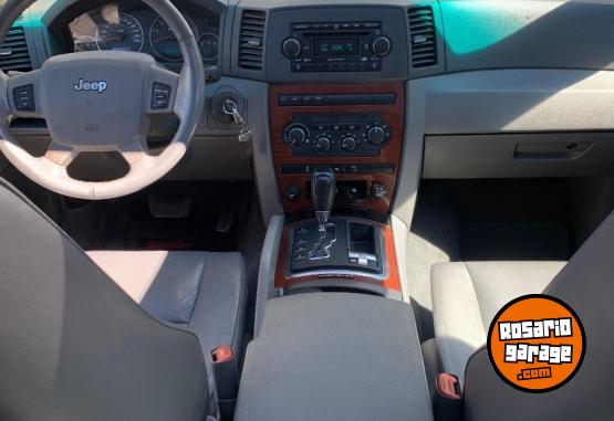 Camionetas - Jeep Grand Cherokee 2006 Diesel 187000Km - En Venta