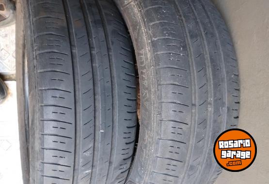 Accesorios para Autos - Vendo 2 cubiertas - En Venta