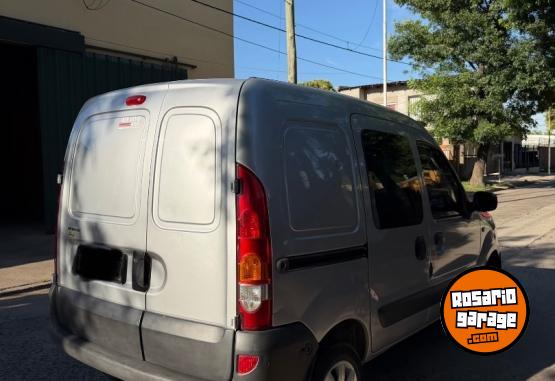 Utilitarios - Renault Kangoo 2016 Nafta 99000Km - En Venta