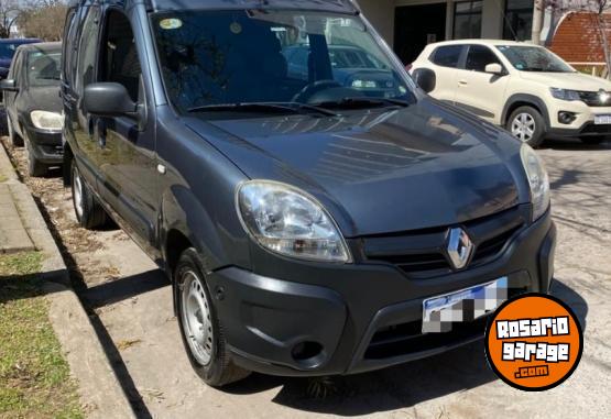 Utilitarios - Renault Kangoo 2017 GNC 120000Km - En Venta