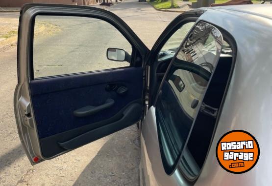 Autos - Fiat Palio 2000 Nafta 230000Km - En Venta