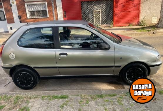 Autos - Fiat Palio 2000 Nafta 230000Km - En Venta