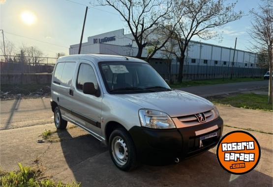 Utilitarios - Peugeot Partner hdi 2017 2017 Diesel 175000Km - En Venta