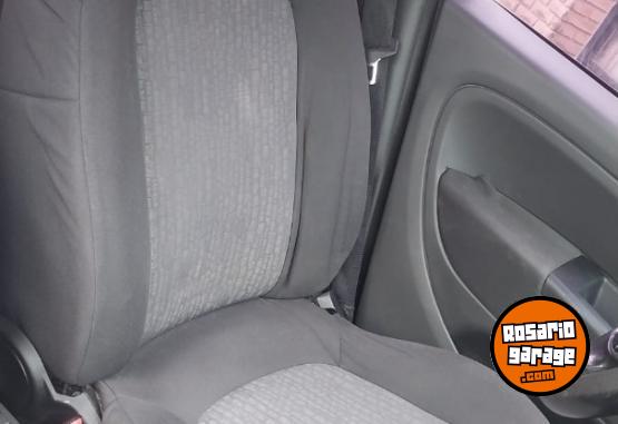 Autos - Fiat Punto 1.4 attractive 2012 GNC 160000Km - En Venta